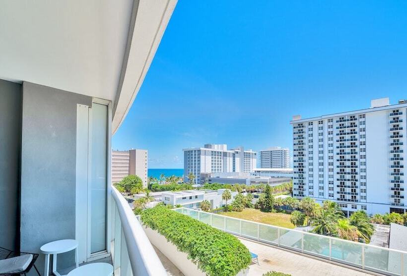 W Fort Lauderdale