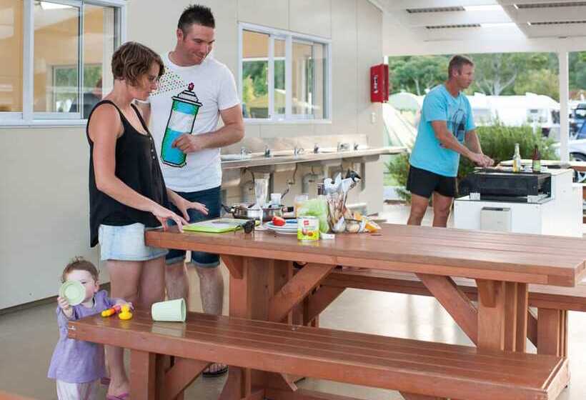 אתר נופש Kaiteriteri Reserve Cabins