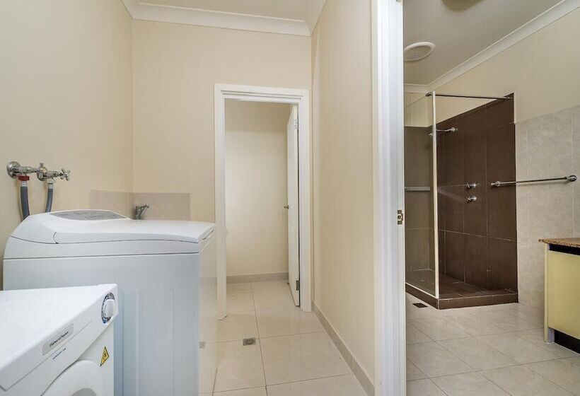Seafront Unit 49