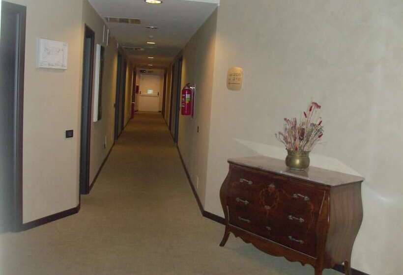 ホテル Albergo Fornaci