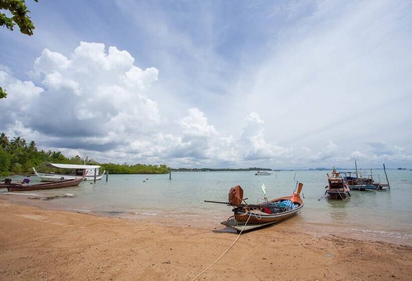 هتل Arawan Krabi Beach Resort