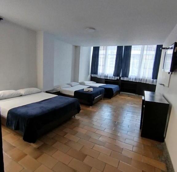 هتل Catalina Plaza Centro