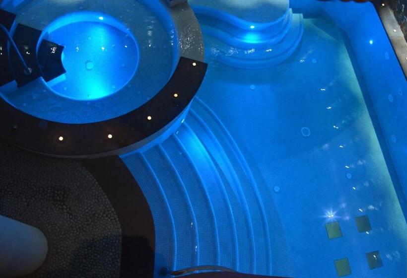 فندق Garnì Carpe Diem