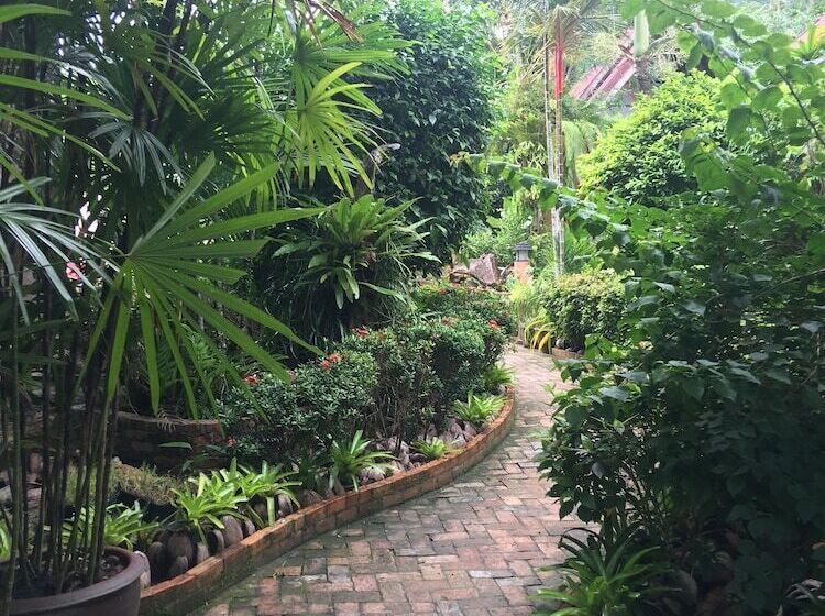 هتل Green View Village Resort   Sha Plus