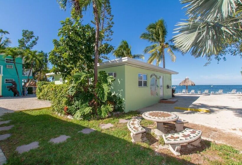 Sunset Cove Beach Resort
