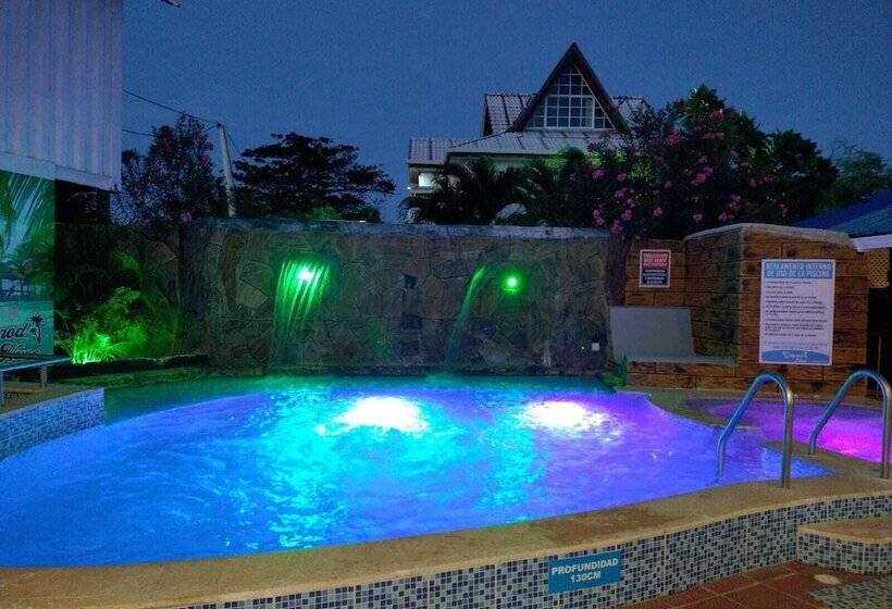 پانسیون Galyrod House