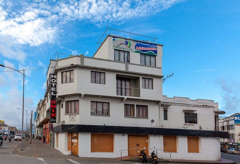 هتل Ayenda Onix Suite