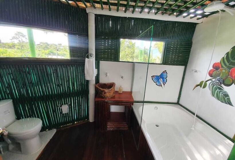 ペンション Room In Lodge   Tree House Finca La Floresta Verde
