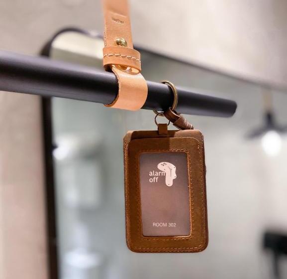 鬧鐘關掉旅店 Alarm Off B&b
