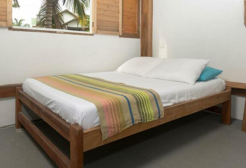 تختخواب و صبحانه Quatro Palos