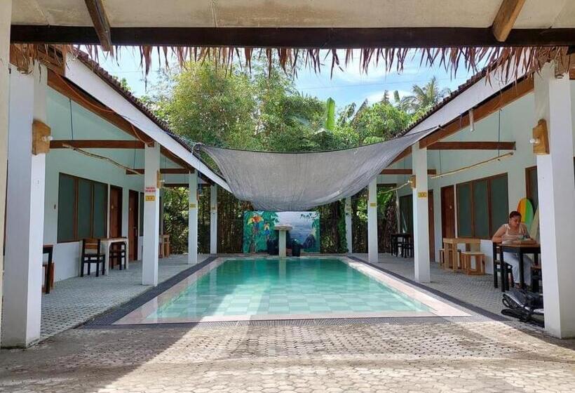 فندق North Shore Beach Resort