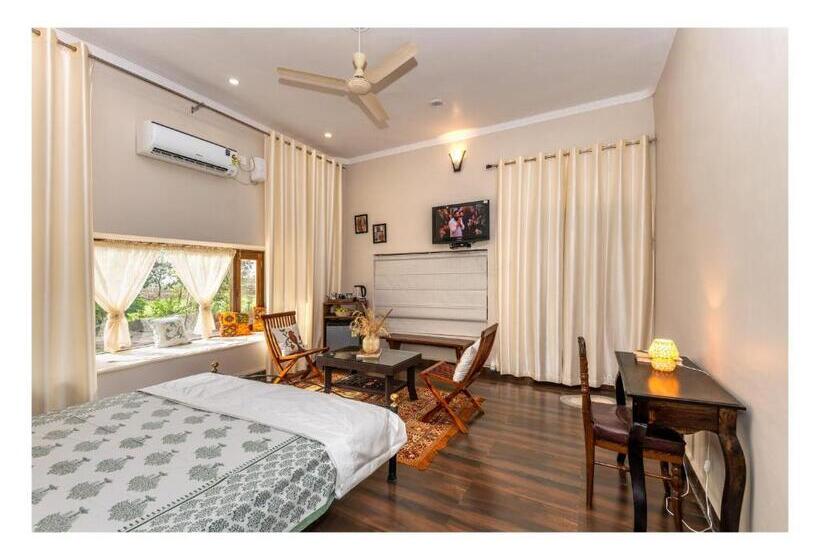ホテル Tranquility Homestay