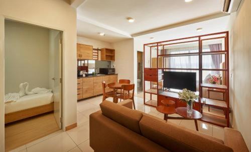 Timurbay Seafront Residence By Hardinahomes