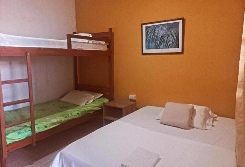 پانسیون Hostal Belén