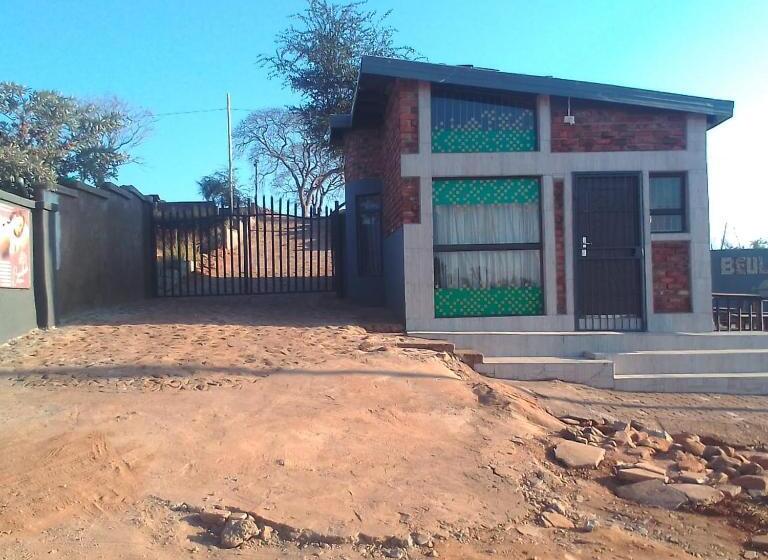 ホテル Beulah Group Bnb And Prayer Centre