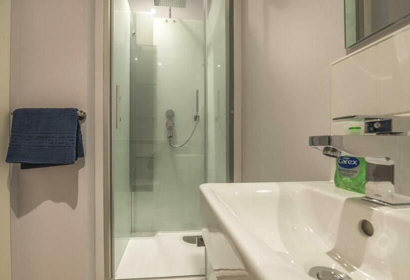 فندق No 9 Ocean Cabins   Saundersfoot Harbour   Saundersfoot