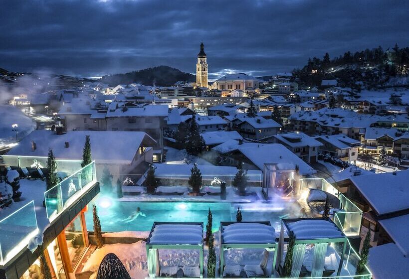 هتل Abinea Dolomiti Romantic Spa