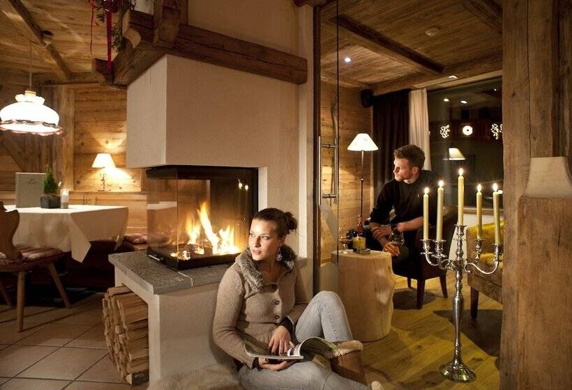 هتل Abinea Dolomiti Romantic Spa