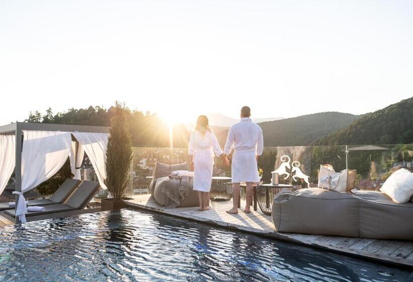 هتل Abinea Dolomiti Romantic Spa