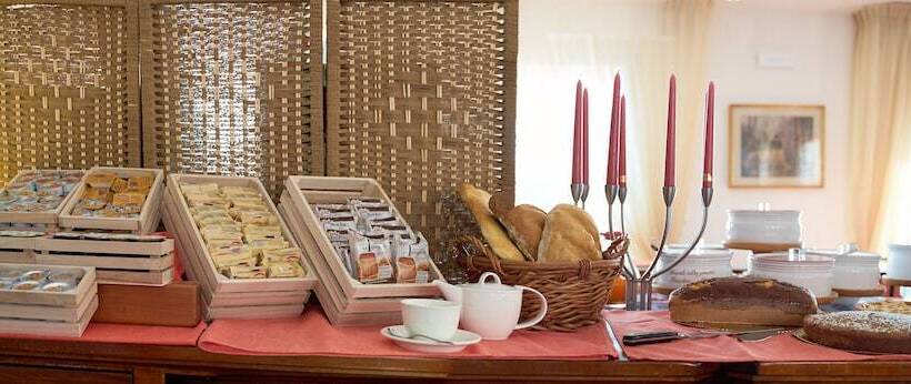 בית מלון כפרי Albergo Al Salus