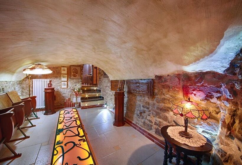 فندق Munta E Cara Albergo Diffuso