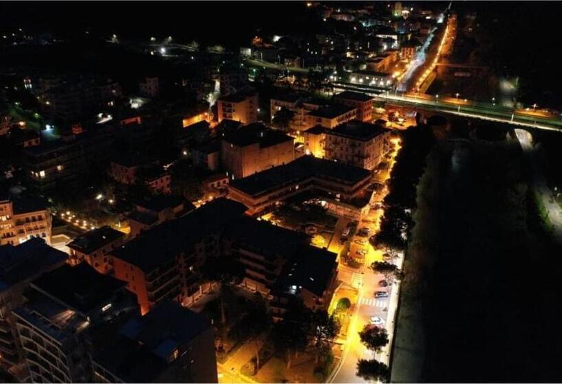 فندق Albergo La Lampara