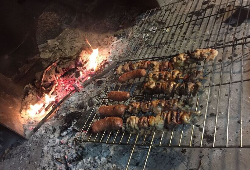 בית מלון כפרי Andreis