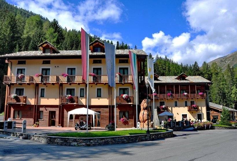 فندق Boton D Or & Wellness A La Thuile
