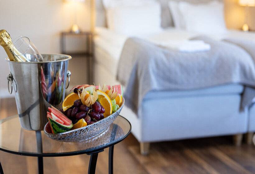 בית מלון כפרי Himmelsby Spa & Konferens