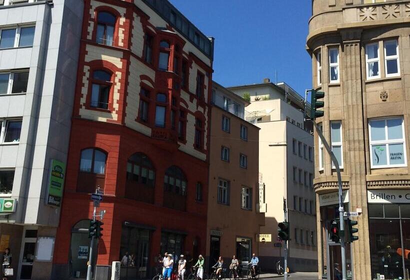 هتل Hostel Heinzelmännchen