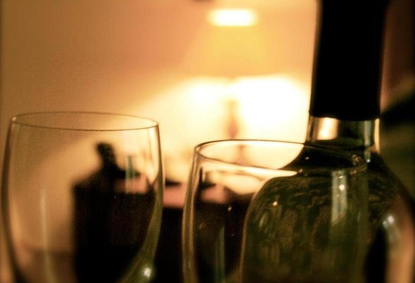 Leoni Hotel & Private Spa