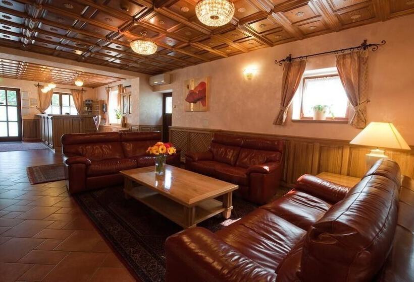 酒店 Karpatsky Dvor Lozorno