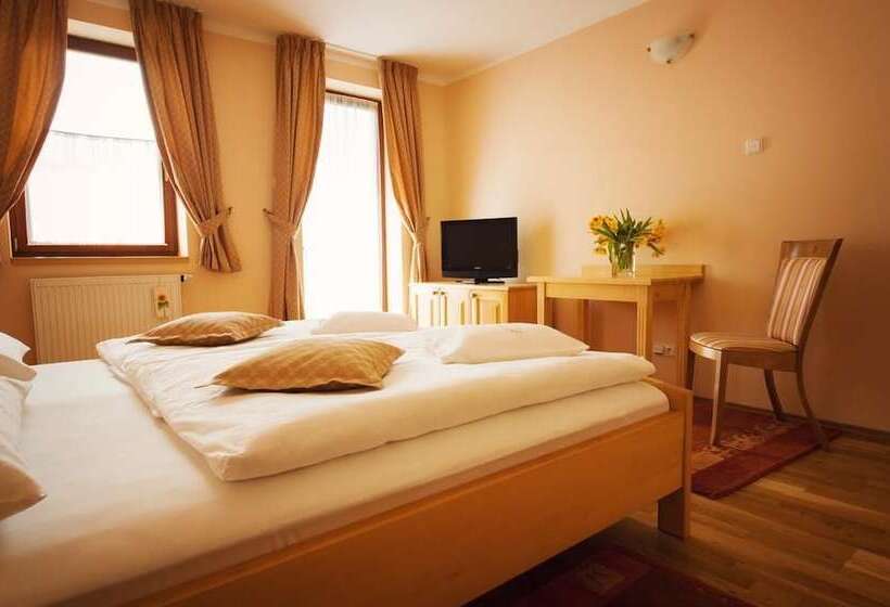 酒店 Karpatsky Dvor Lozorno