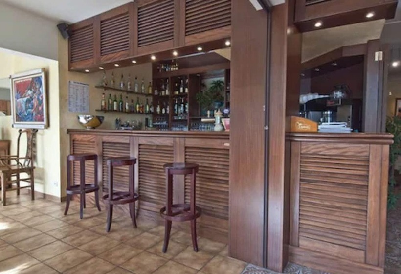 ホテル Les Oliviers