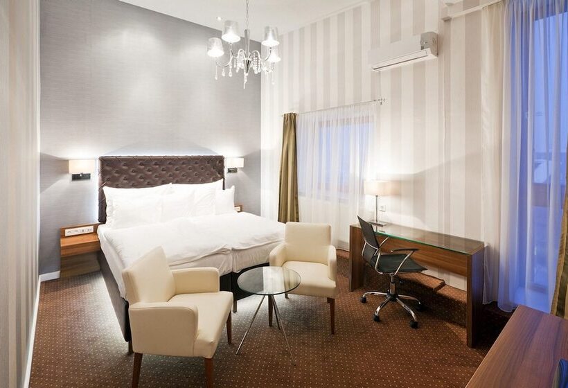 هتل Pytloun City Boutique