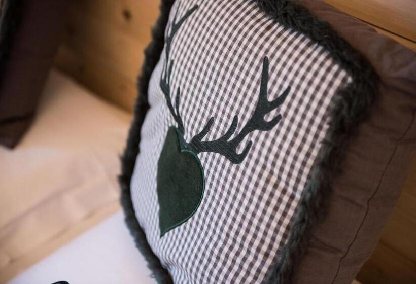 فندق Tevini Dolomites Charming