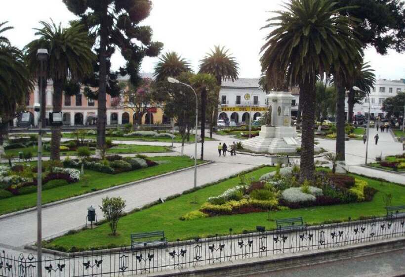 Golden Rest Latacunga