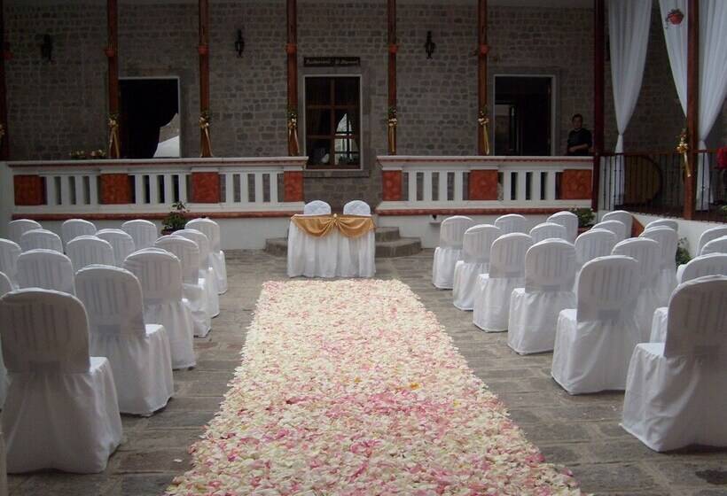 Golden Rest Latacunga