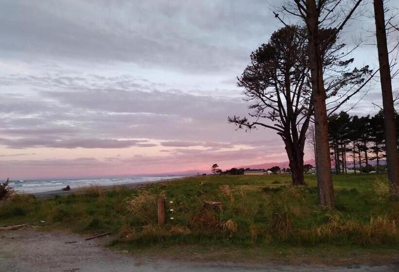 Carters Beach Bed And Breakfast