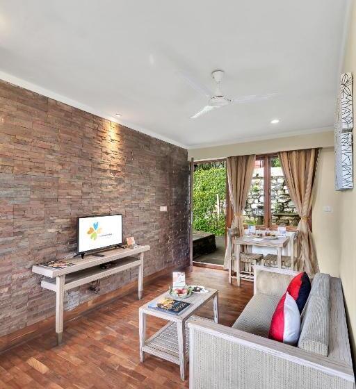 منتجع Club Mahindra Binsar Villa