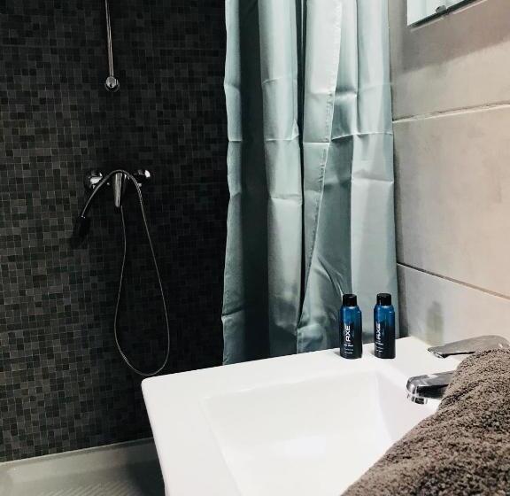 بنسيون Allegria Nîmes