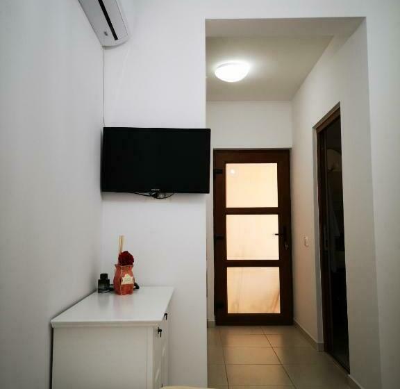 پانسیون Brize Guest House