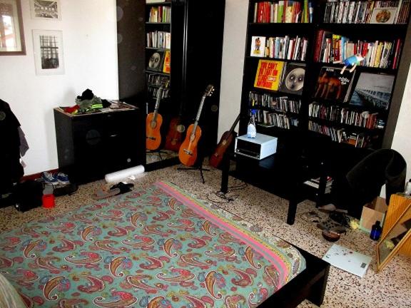 تختخواب و صبحانه Lontani Da Casa Asd
