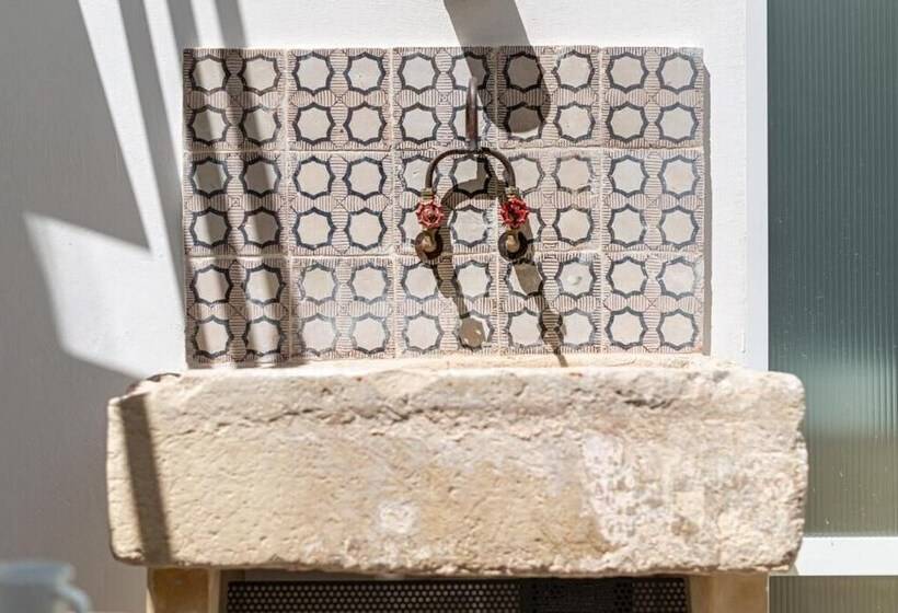 Bed and Breakfast Dimora Del Vescovo Guest House