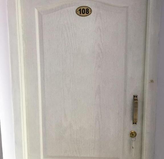 هتل Happystay Rooms And Cottages