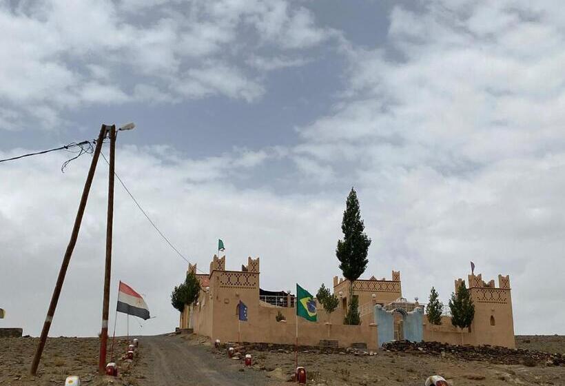 فندق صغير Auberge & Restaurant Agaudal