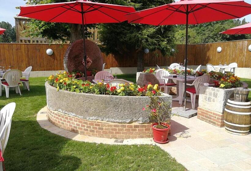 بنسيون Auberge Du Vieux Tour