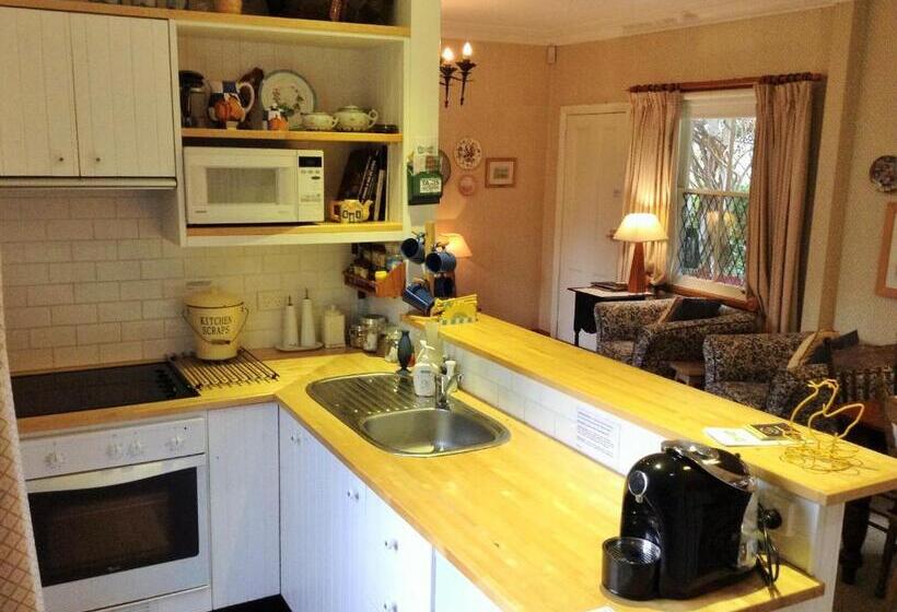 Пансион Southdown Cottage