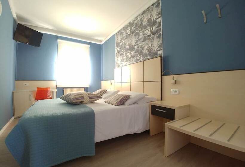 هتل Albergo Aurora