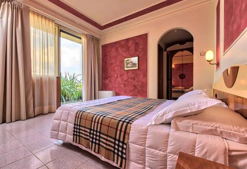 فندق Albergo Papillon